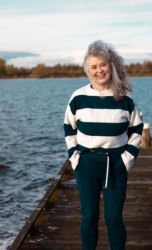 Herma imago-stylist met professionele uitstraling, passend bij workshops voor teams en bedrijven